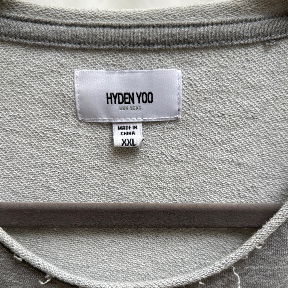 HYDEN YOO New York Gray Short Sleeve Crew Neck Tee - Picture 2 of 7